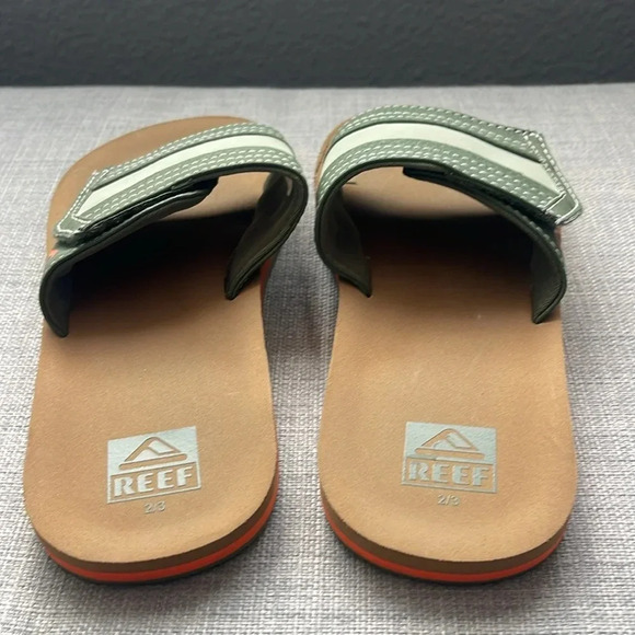 Reef Kids Ahi Slide Sandals, tan/olive - Picture 4 of 7